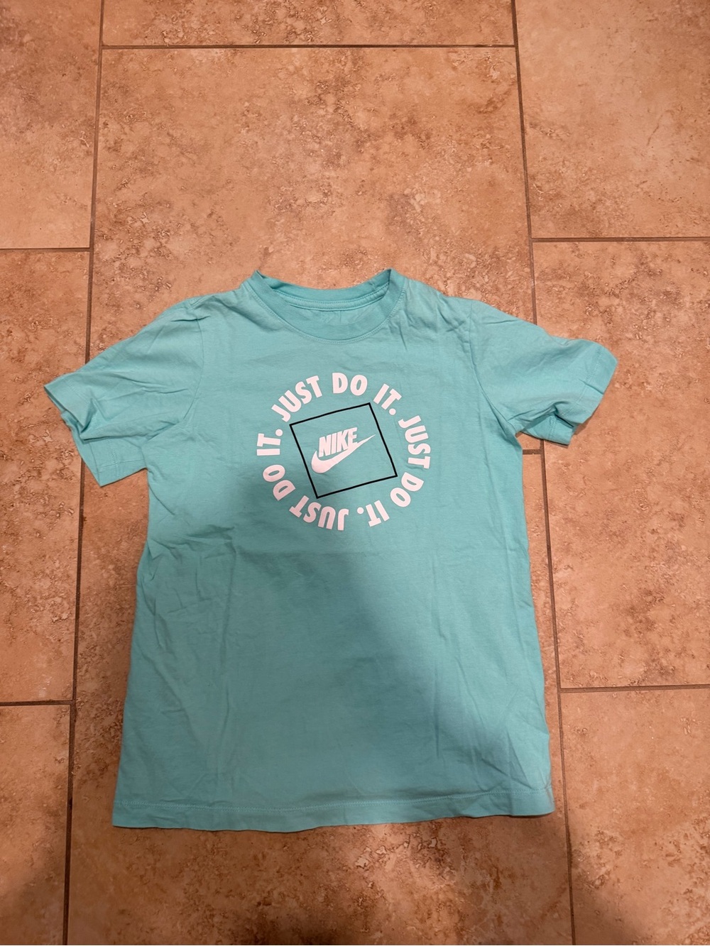 Nike Kids Short Sleeve Tee in Aqua with White Graphic